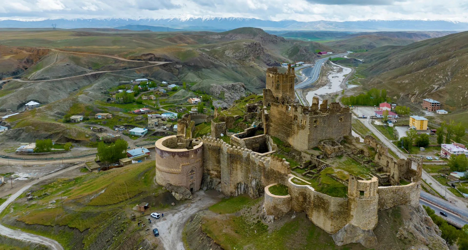 Istanbul To Lake Van District